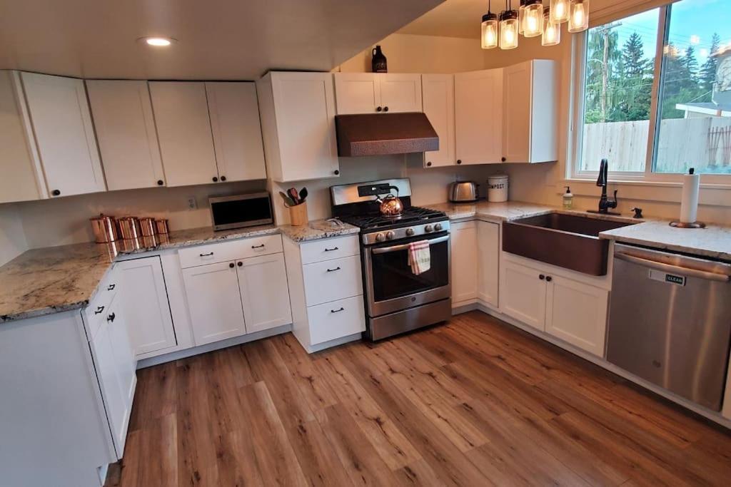 Luxury Dt Cottage - Free Parking - Self Check-In Anchorage Extérieur photo